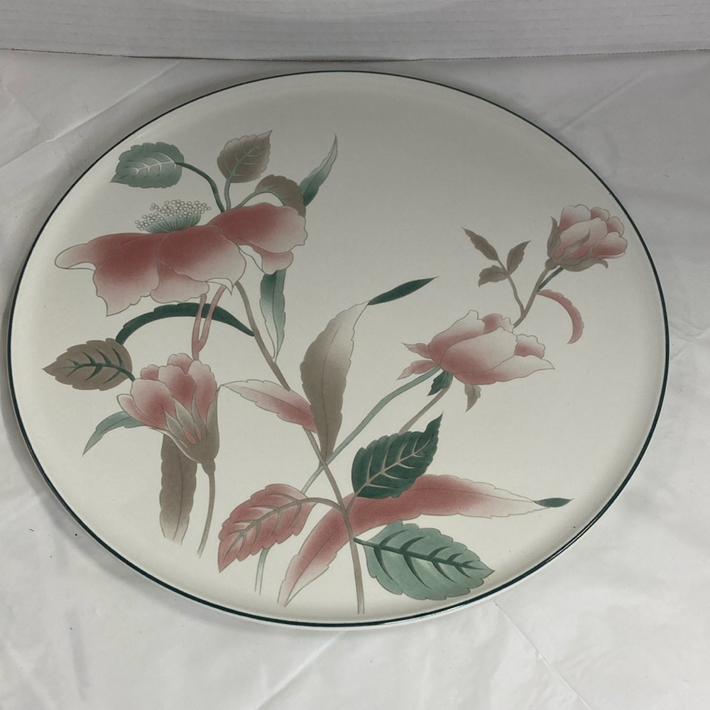 Mikasa Silk Flowers Pattern Large Ceramic Serving & Cake Plate 12” Made in Japan
